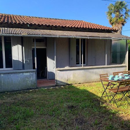 Jolie Medocaine Avec Jardin Apartment Saint-Estephe  Exterior photo